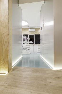 Gabinete dental iluminado por Tromilux Gabinete dental iluminado por Tromilux