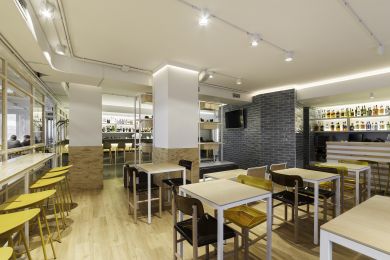 Comedor con productos Tromilux